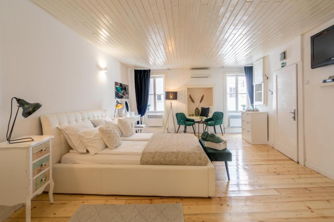 Casanoa Old Town Rovinj Apartment Buitenkant foto